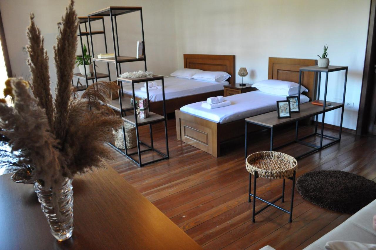 Timber Guest House Берат Экстерьер фото