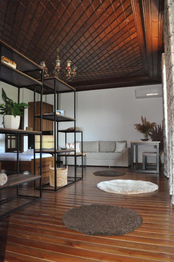 Timber Guest House Берат Экстерьер фото