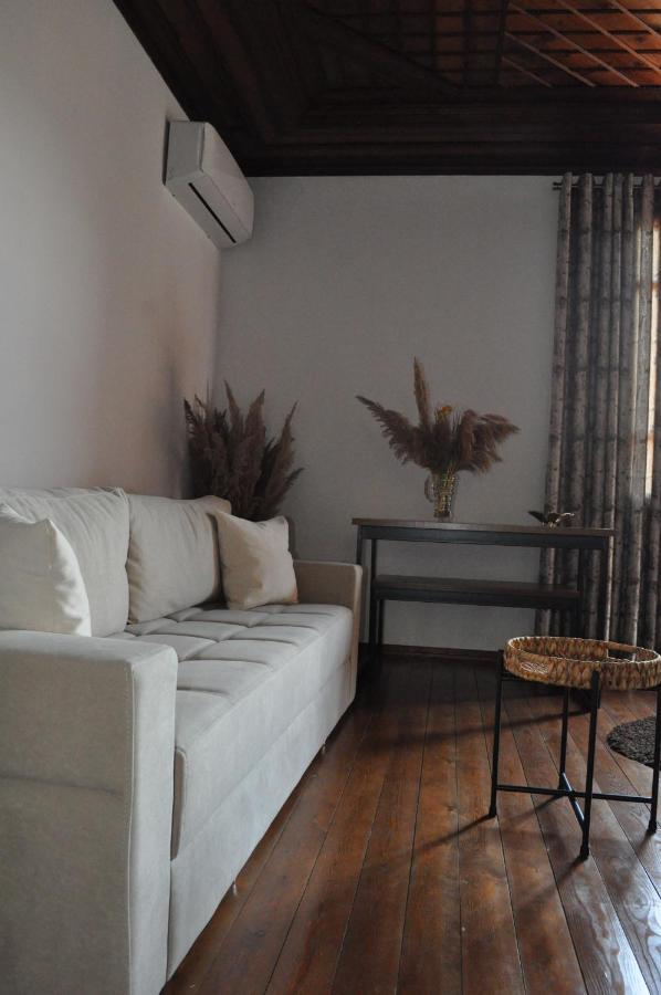 Timber Guest House Берат Экстерьер фото