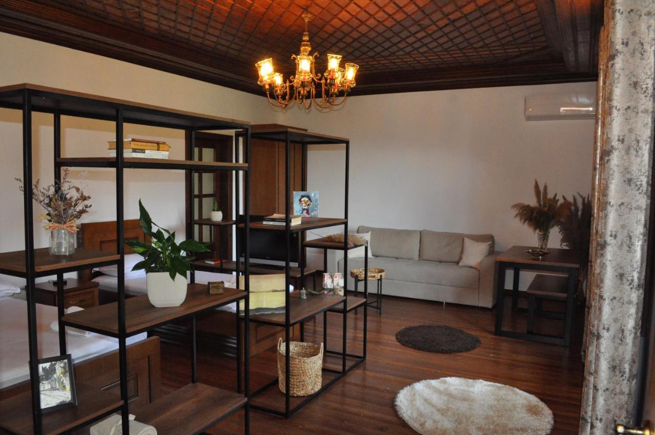 Timber Guest House Берат Экстерьер фото